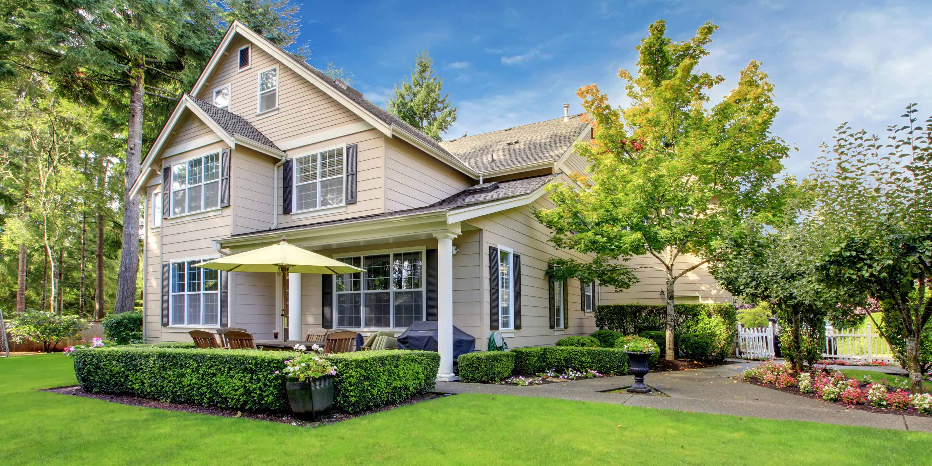 image of midwest home's yard