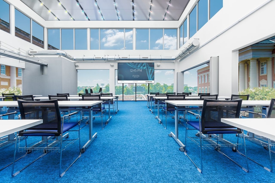 Why Should You Install a Commercial Lighting and Automation System? 