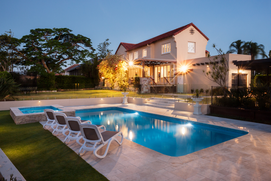 Smarter Outdoor Lighting for St. Louis Homes